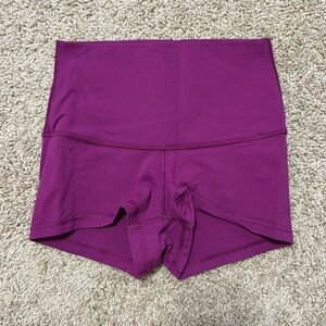 Lululemon short size 4
